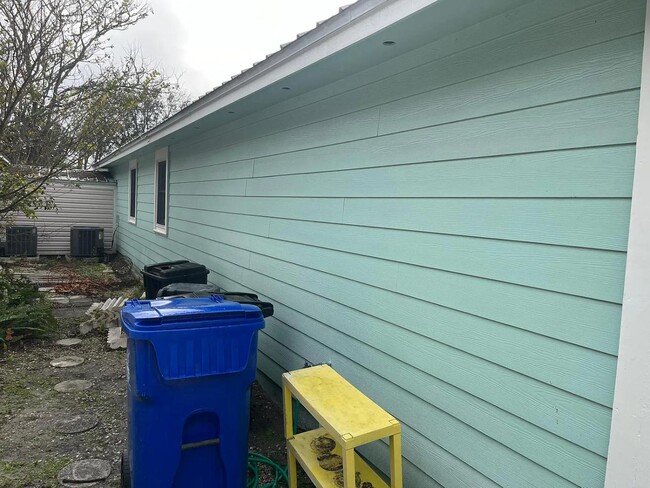 Foto del edificio - 224 Vista Grande Dr