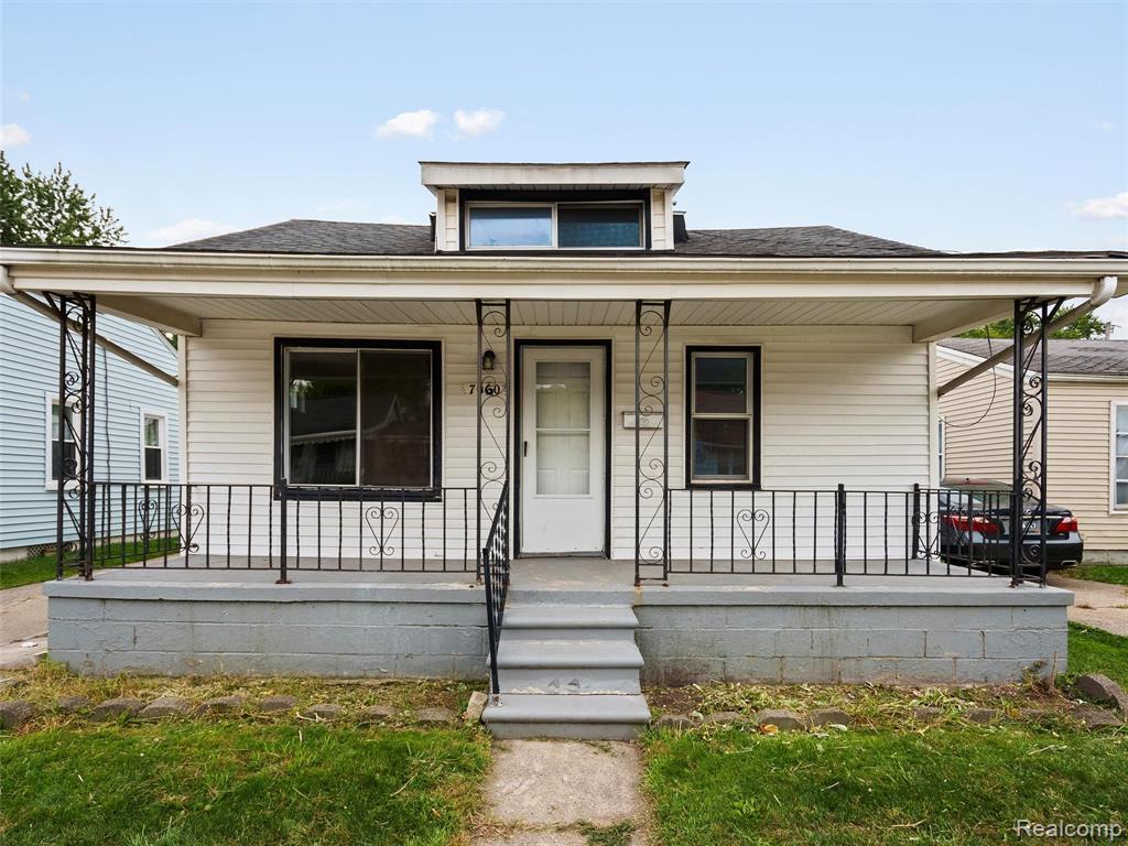 Primary Photo - 7060 Maxwell Ave