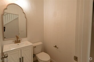 Building Photo - 672 Calamus Palm Pl