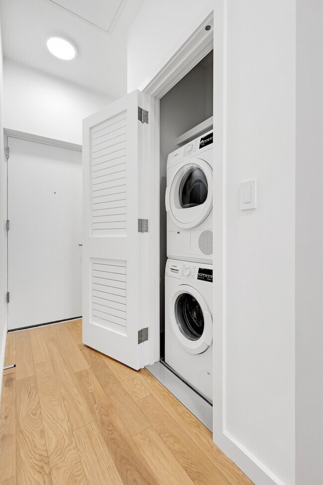 Foto del edificio - 321 E 22nd St