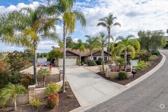 Building Photo - 1101 La Sombra Dr