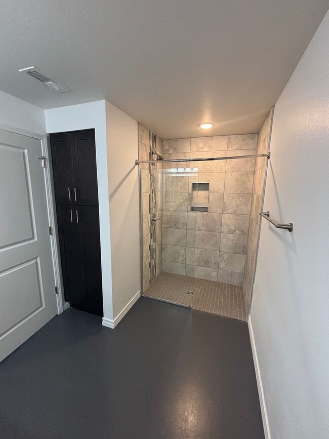 Interior Photo - Renaissance Pointe