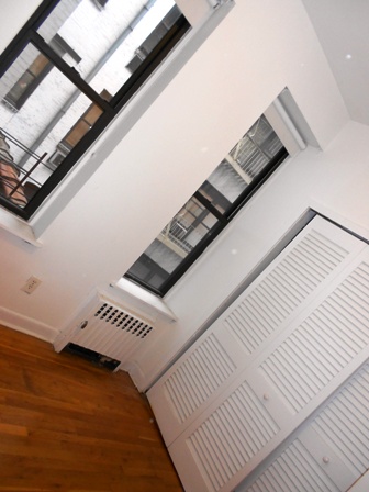Building Photo - 130 Claremont Ave