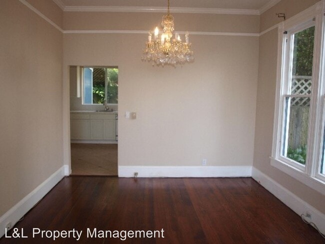 Building Photo - 2 br, 2 bath Apartment - 217 4th Street