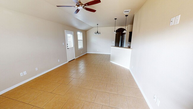 Building Photo - 1307 Loyal Ln