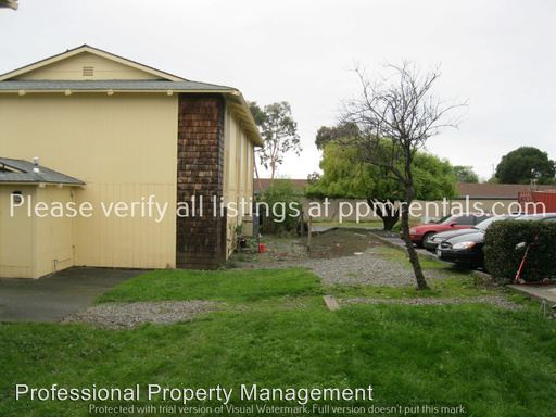 Building Photo - 1286 L St