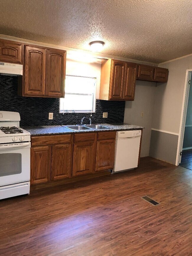 Building Photo - 603 Wildfire Dr