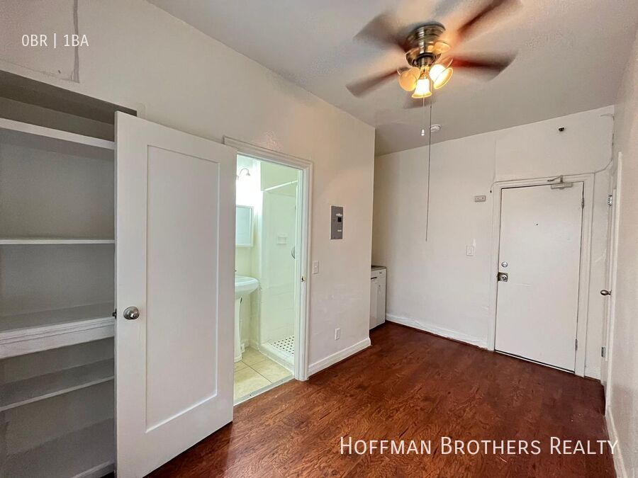 Building Photo - 2743 San Marino Street - 105A, Los Angeles...