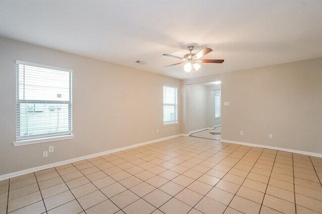 Foto del edificio - 21307 Shadow River Ln