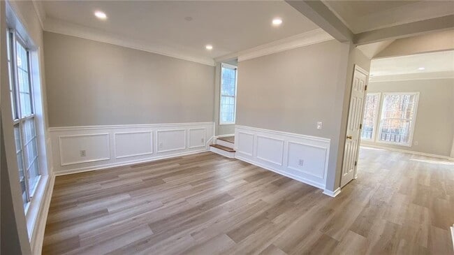 Building Photo - 325 Pintail Ct