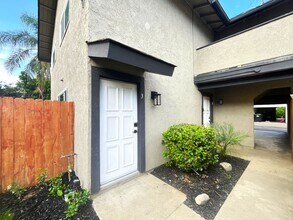 Building Photo - 1708 E Fairfield Ct