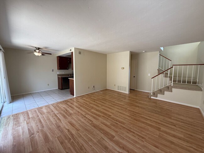 Foto del edificio - Beautiful Two Bedroom Townhome in San Luis Rey