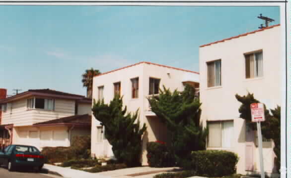 Foto del edificio - 622-626 Clubhouse Ave