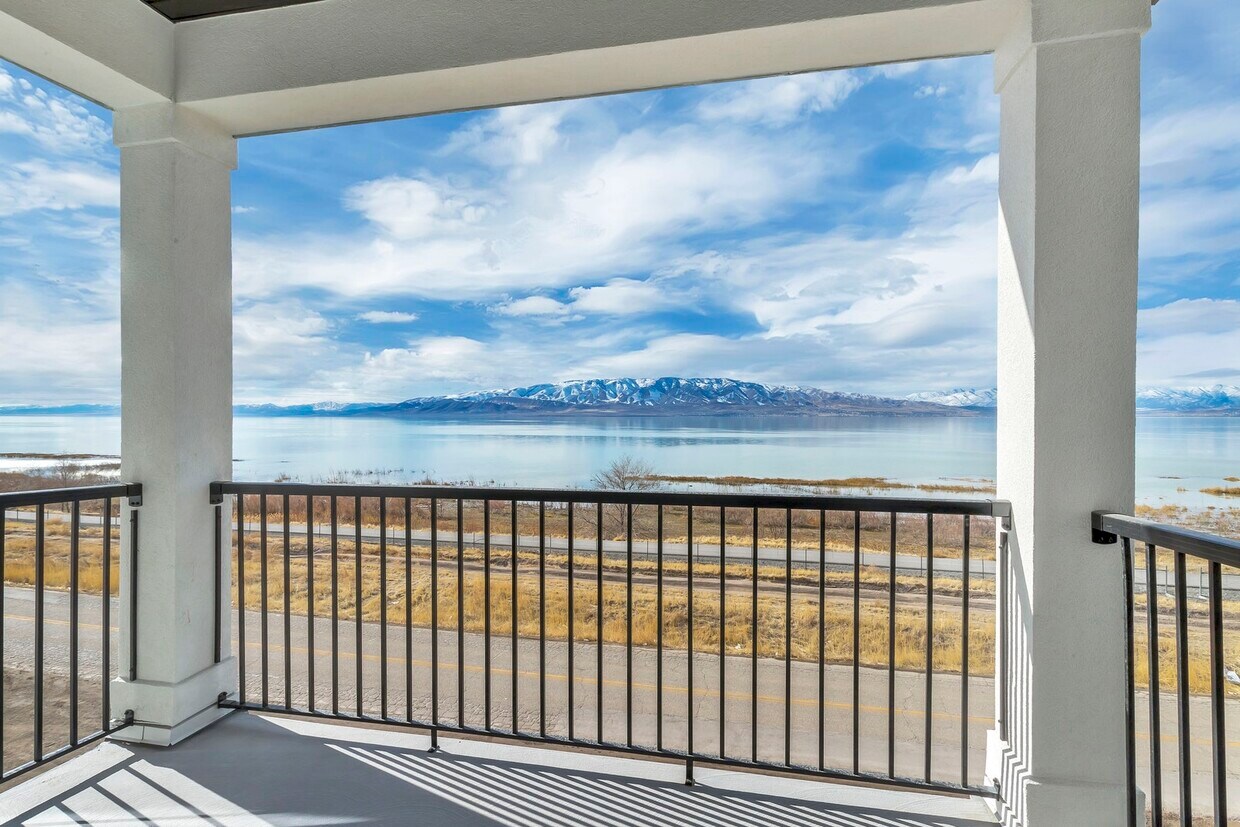 667 N 380 W Unit 302, Vineyard, UT 84059 Condo for Rent in Vineyard