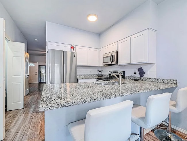 Building Photo - 1815 Gary's Park St