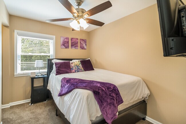 Foto del edificio - 16 W Edward St