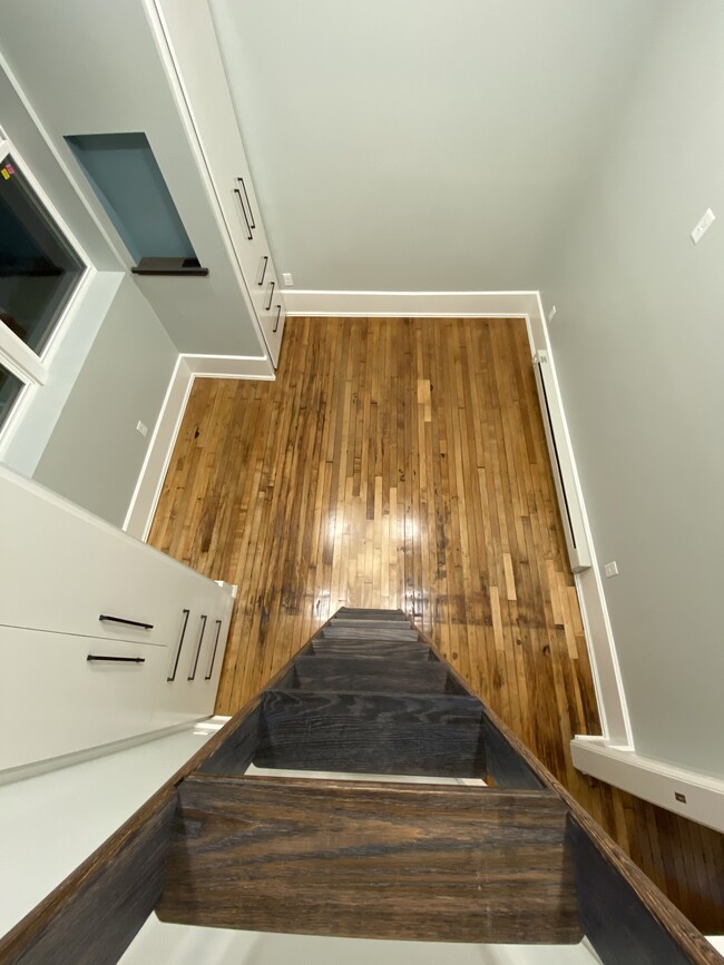 Main bedroom Stairs to loft - 1728 N Franklin Pl