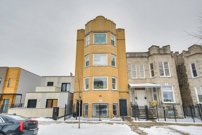 Building Photo - 3443 W Flournoy St