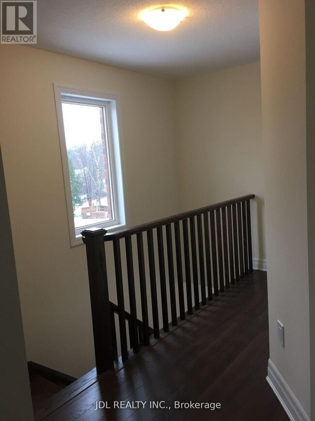Building Photo - 62 Heron Park Pl