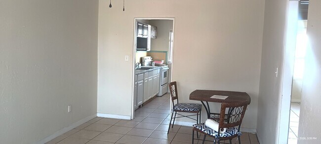 Foto del edificio - Beachside bungalow  2 bedrooms