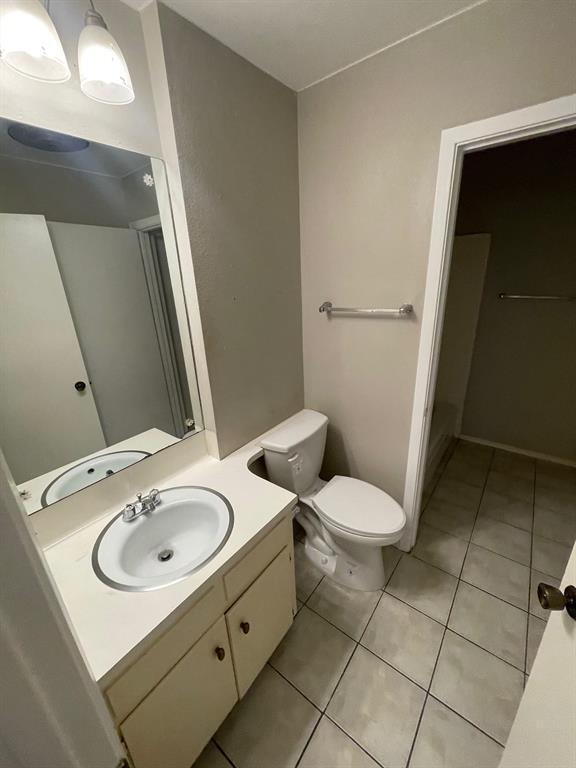 Foto del edificio - 8105 Ceberry Dr