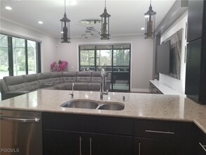 Building Photo - 11651 Oakwood Preserve Pl