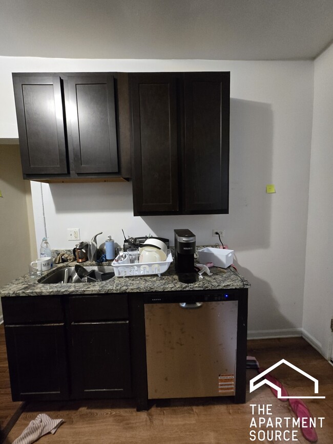 Foto del edificio - 4449 N Hamlin Ave
