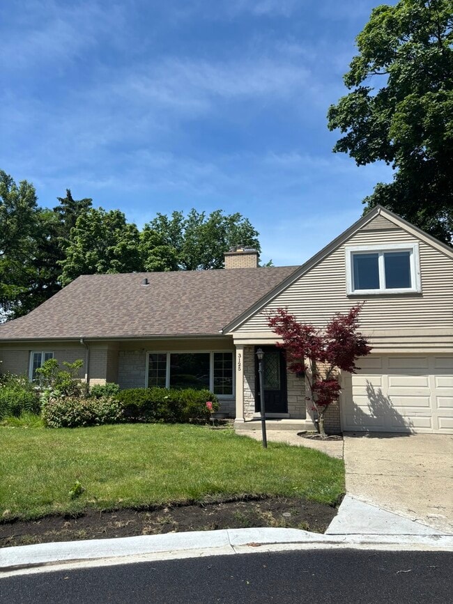 Building Photo - 3125 Cranston Ct