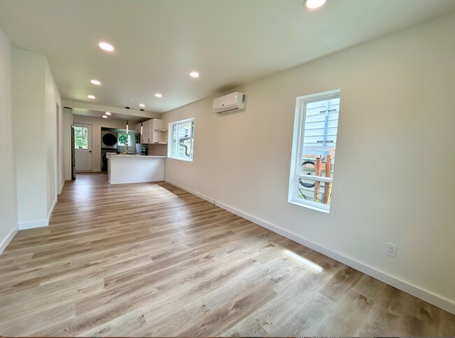 Foto del edificio - West Seattle/Pigeon Point Home