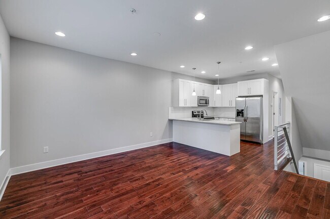 Foto del edificio - 604 W Thompson St