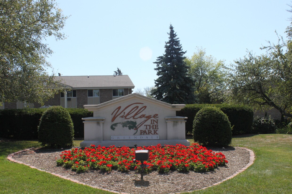 Village In The Park Apartments Greendale, WI