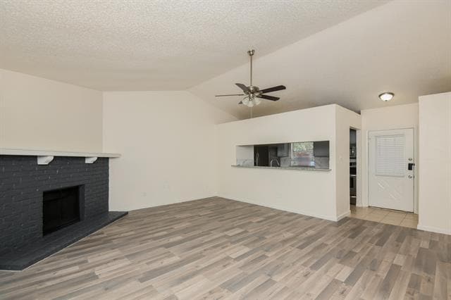 Building Photo - 4604 China Rose Dr