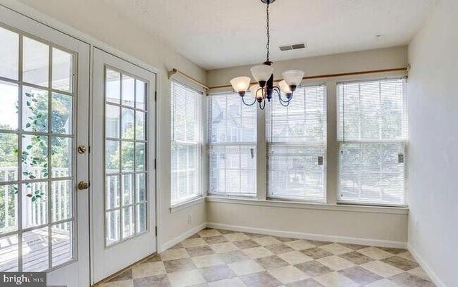 Building Photo - 12268 Ladymeade Ct
