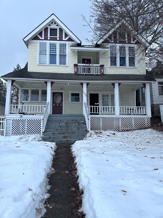 Front of House - 1028 E 8th Ave