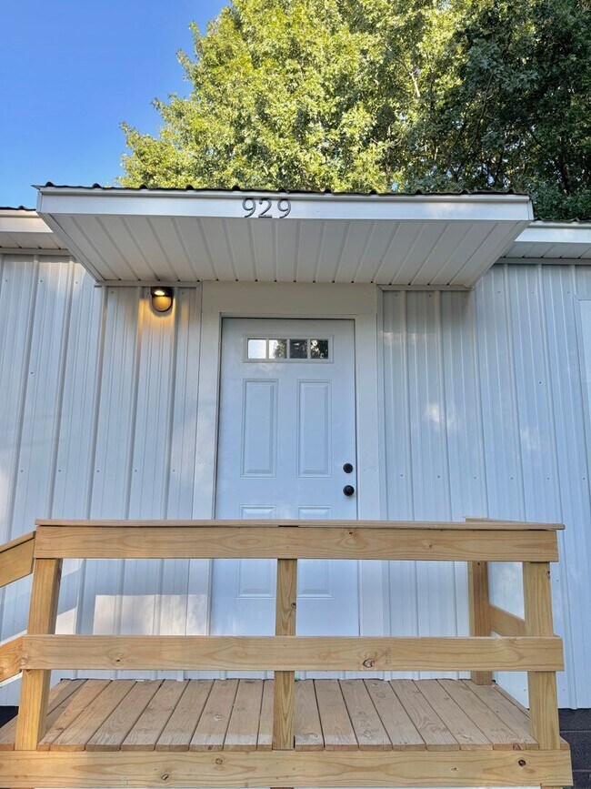 Foto del edificio - Statesville - 2BD/1BA