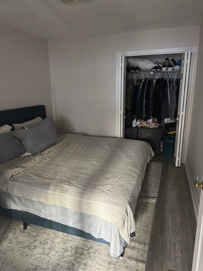 Building Photo - 205 Ferry St