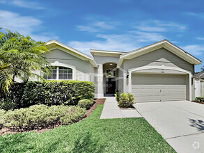 Building Photo - 19141 Meadow Pine Dr