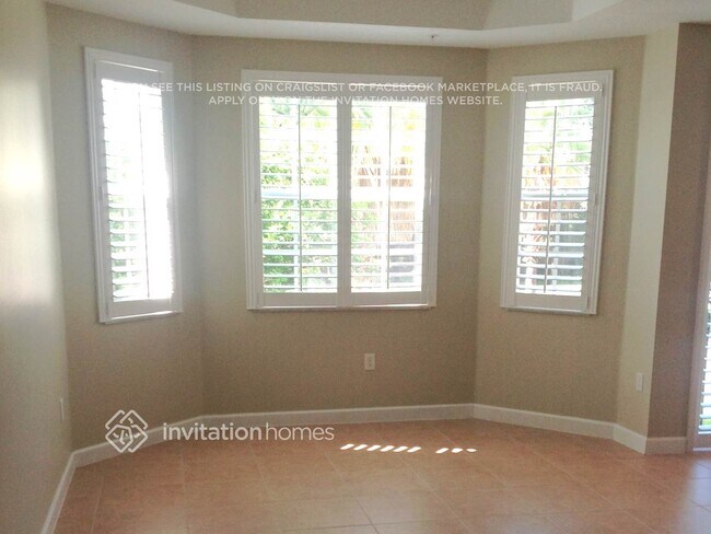 Foto del edificio - 2564 Gardens Pkwy