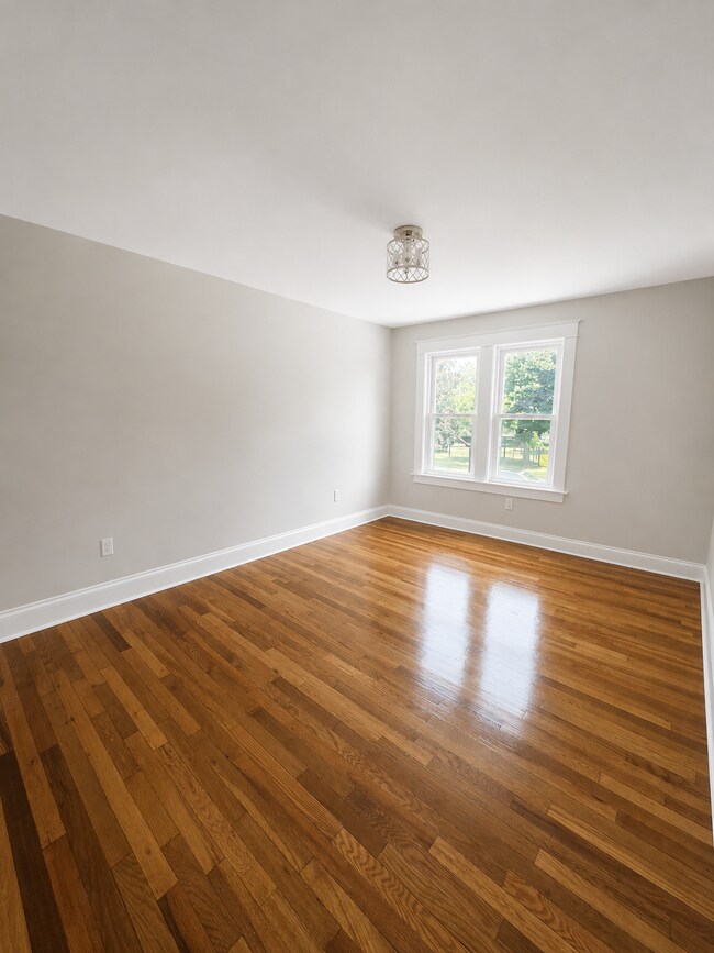 Foto del edificio - 1111 N James St