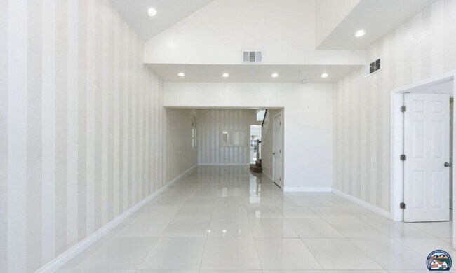 Foto del edificio - 257 Driftwood Dr