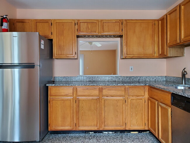 Kitchen - 60 County Rd