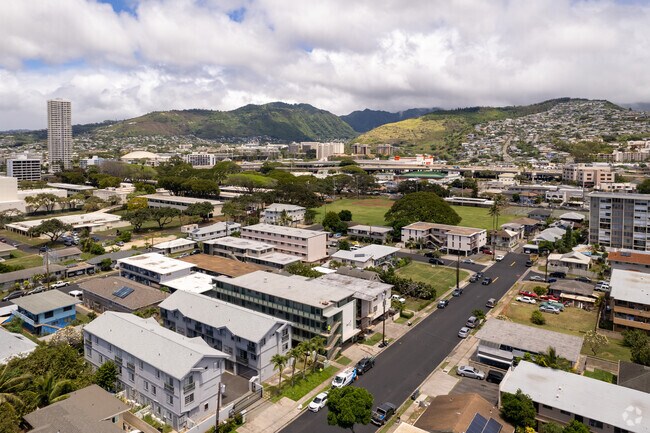 Aerial Photo - 828 Lukepane Ave