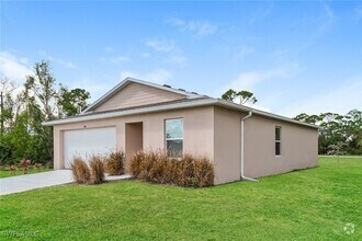 Building Photo - 4166 NW 40th Ave