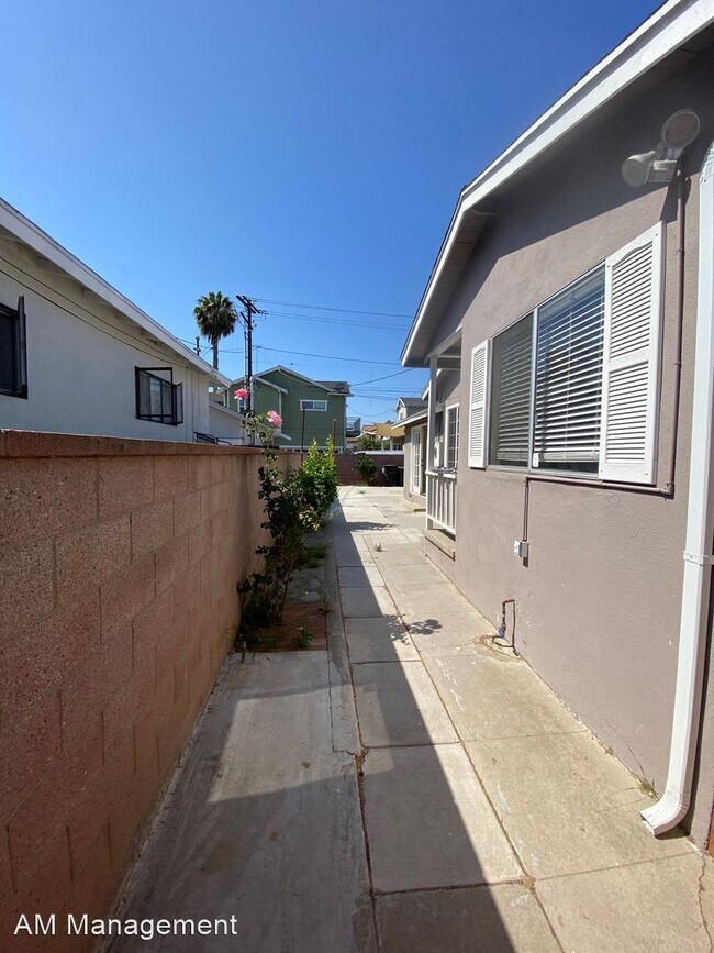 Building Photo - 3 br, 1 bath House - 4214 W. 182nd Street