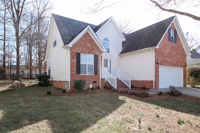 Building Photo - 1616 Battle Ln