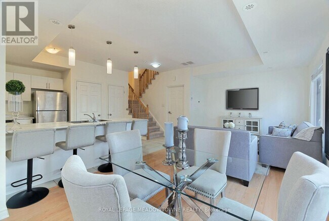 Building Photo - 2420 Baronwood Dr