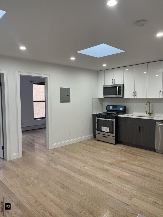 129 Grafton St Unit 2, Brooklyn, NY 11212 Room for Rent in Brooklyn