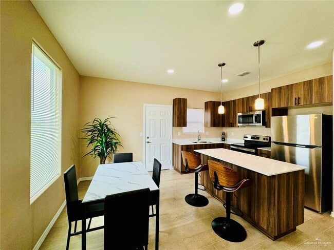 Foto del edificio - 17 W Driftwood St