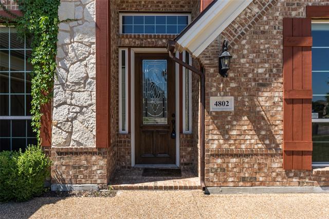 Foto del edificio - 4802 Comstock Way