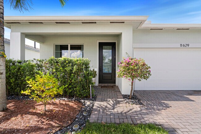 Foto del edificio - 11629 SW Lyra Dr.